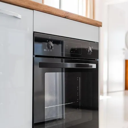 With Ac And Balcony By Pikhost * Golem (Tirana)