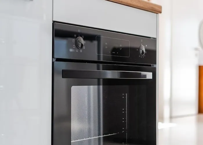 With Ac And Balcony By Pikhost * Golem (Tirana)